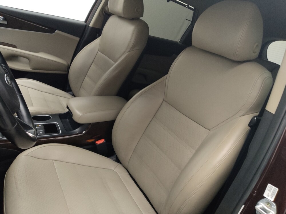2018 Kia Sorento in Birmingham, AL 35215 - 18108447 17