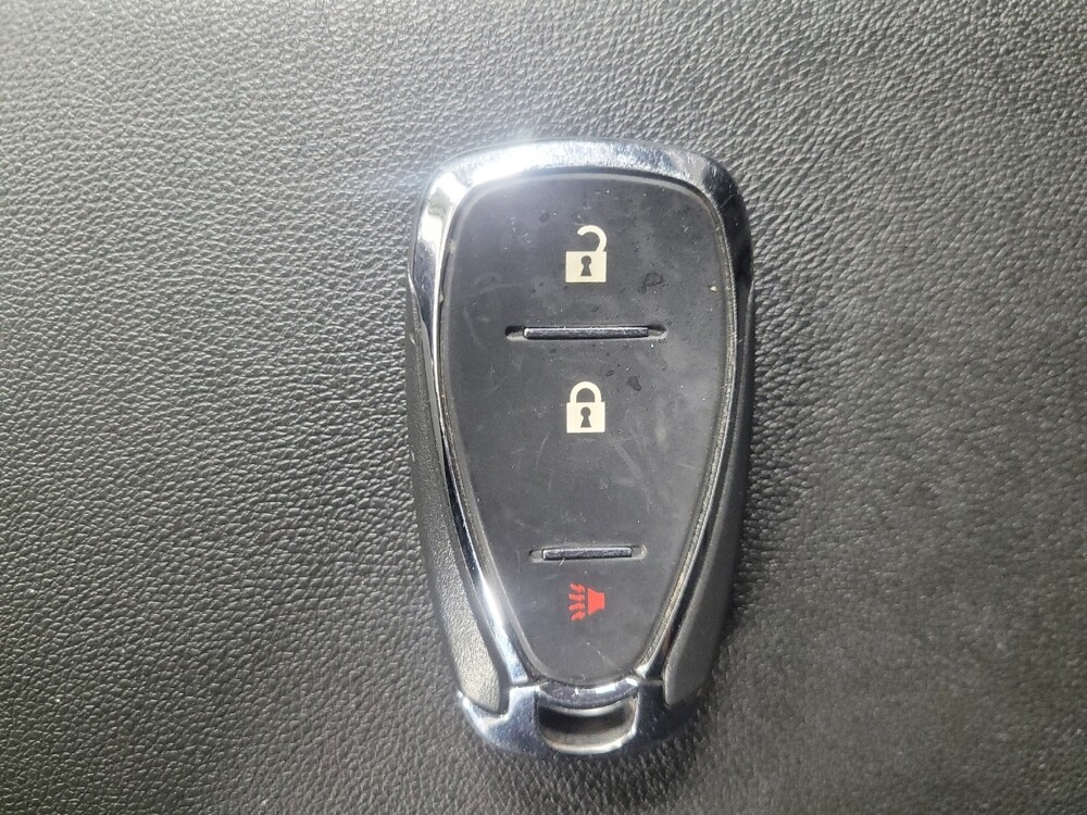 2020 Chevrolet Equinox in Birmingham, AL 35215 - 18108449 32