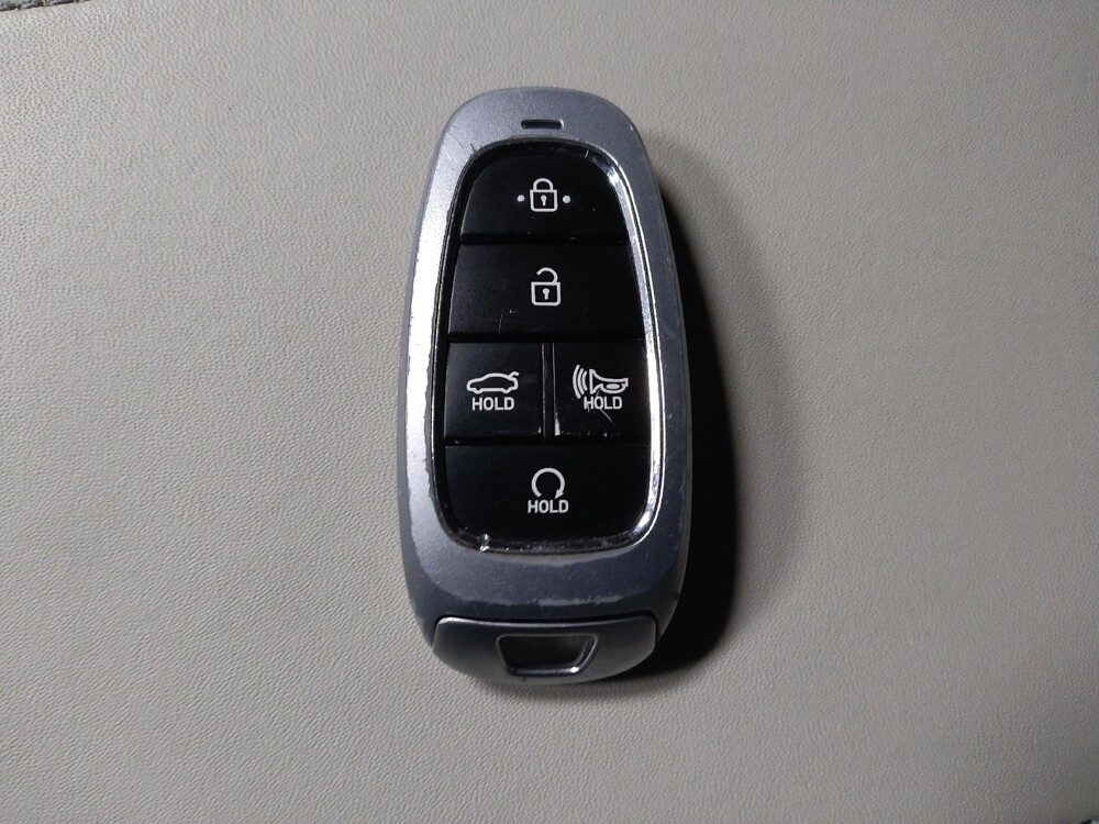 2023 Hyundai Sonata in Conyers, GA 30094 - 18108451 32