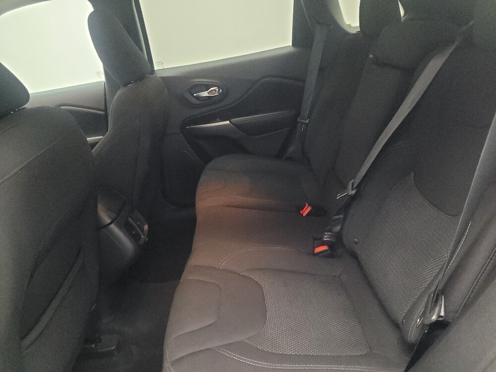 2019 Jeep Cherokee in Columbus, GA 31909 - 18108455 18