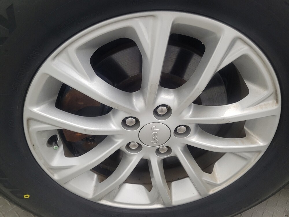 2019 Jeep Cherokee in Columbus, GA 31909 - 18108455 31