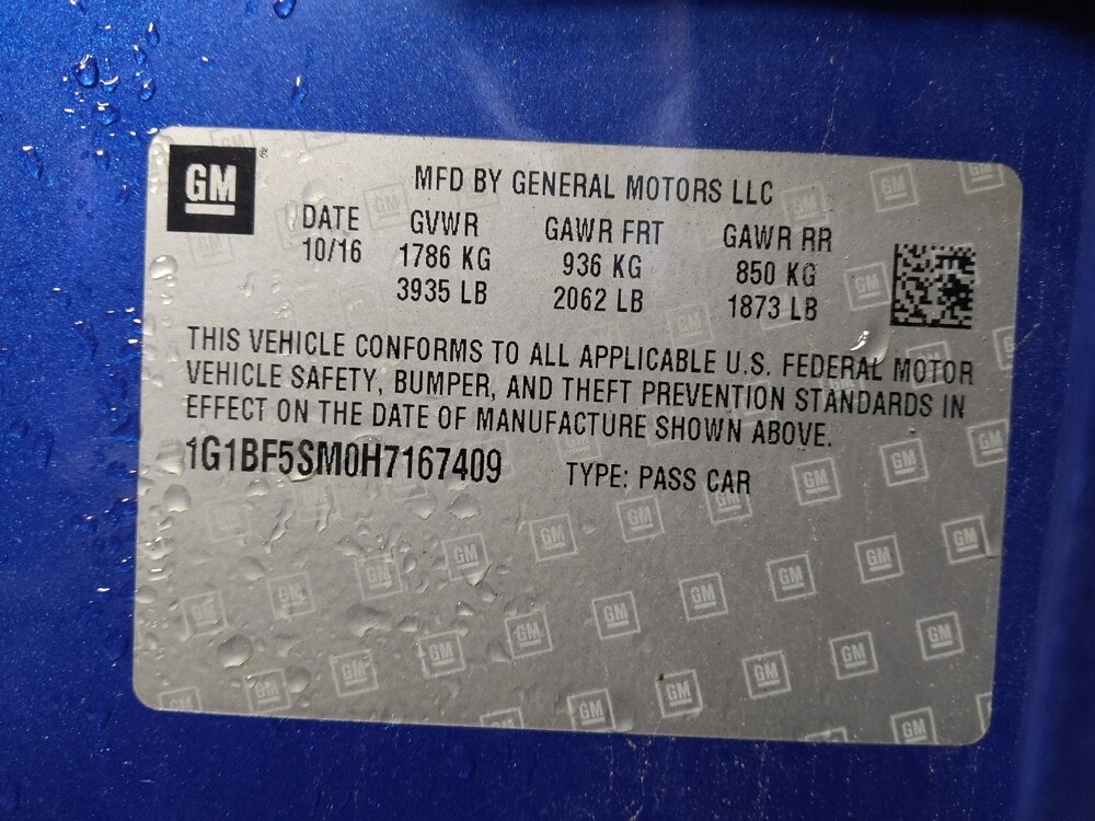 2017 Chevrolet Cruze in Greenville, SC 29607 - 18108465 33