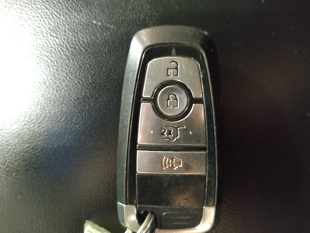 2022 Ford Explorer in Fort Worth, TX 76116 - 18108472 32