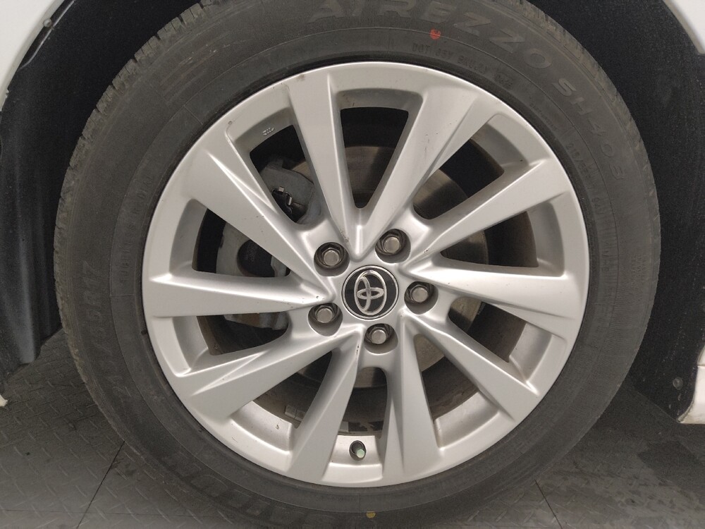 2021 Toyota Camry in Tampa, FL 33612 - 18108493 31