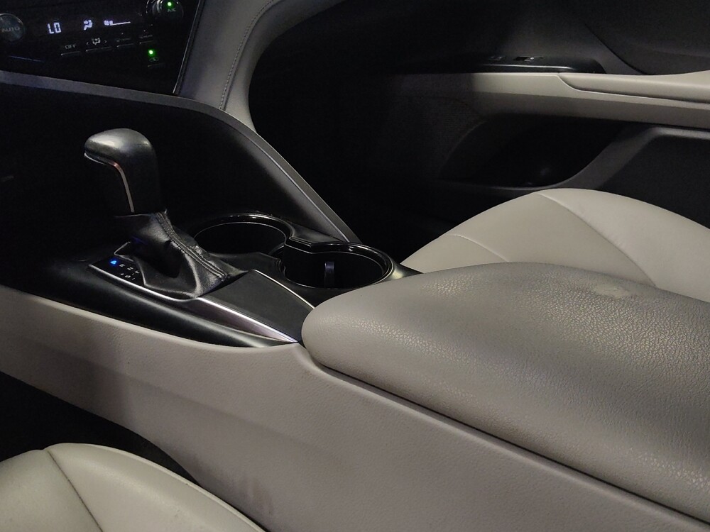 2019 Toyota Camry in Tampa, FL 33612 - 18108495 26