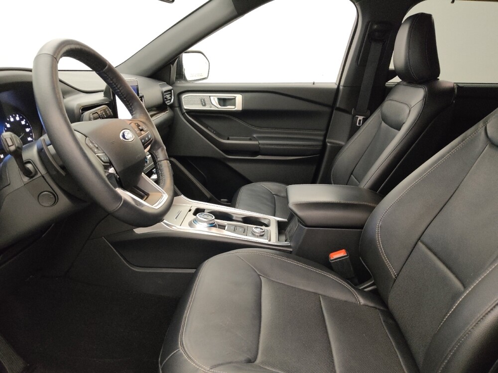 2020 Ford Explorer in Lakeland, FL 33815 - 18108497 17