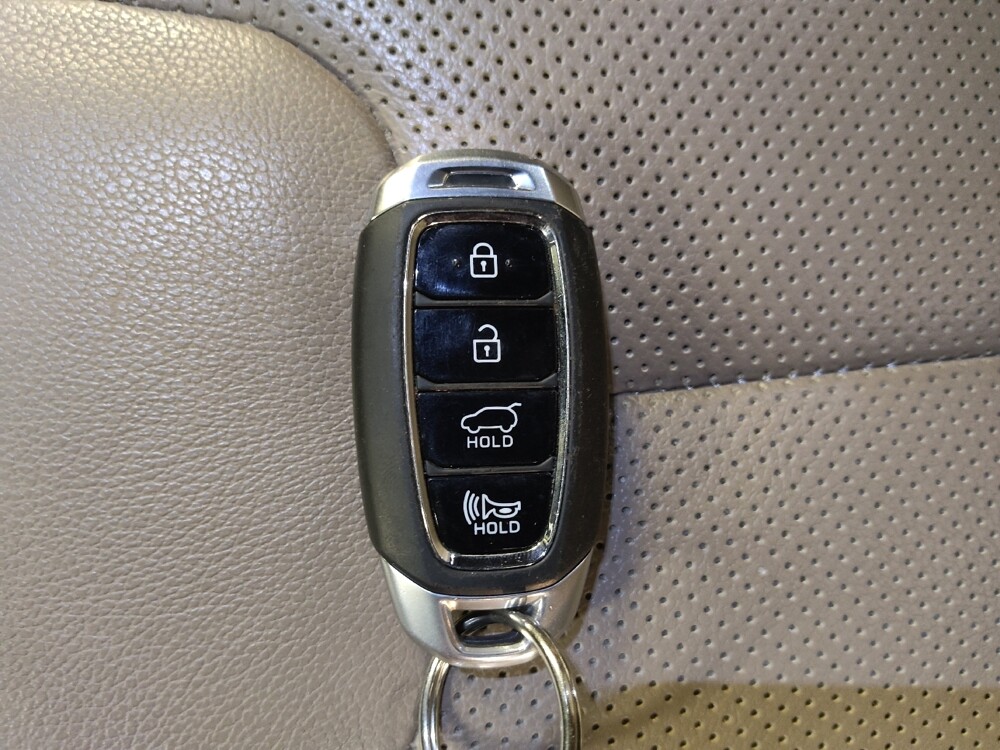 2019 Hyundai Santa Fe in Lakeland, FL 33815 - 18108500 32