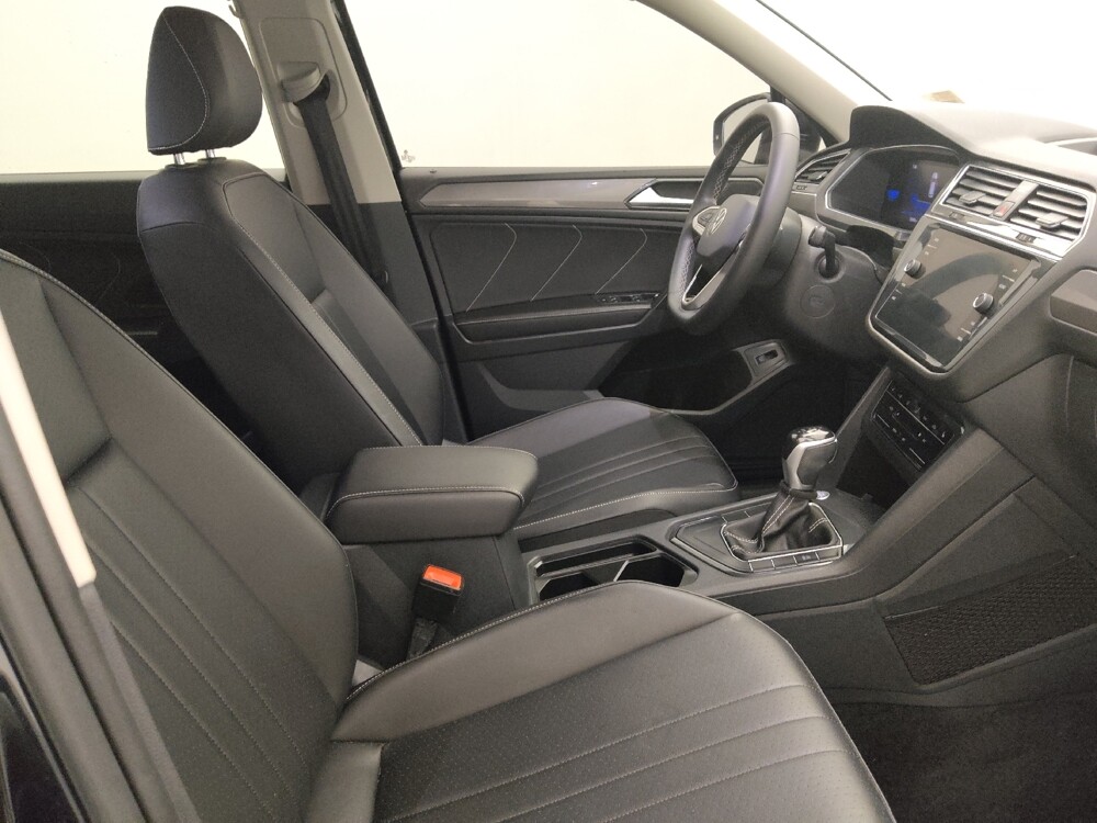2022 Volkswagen Tiguan in Tampa, FL 33612 - 18108505 21