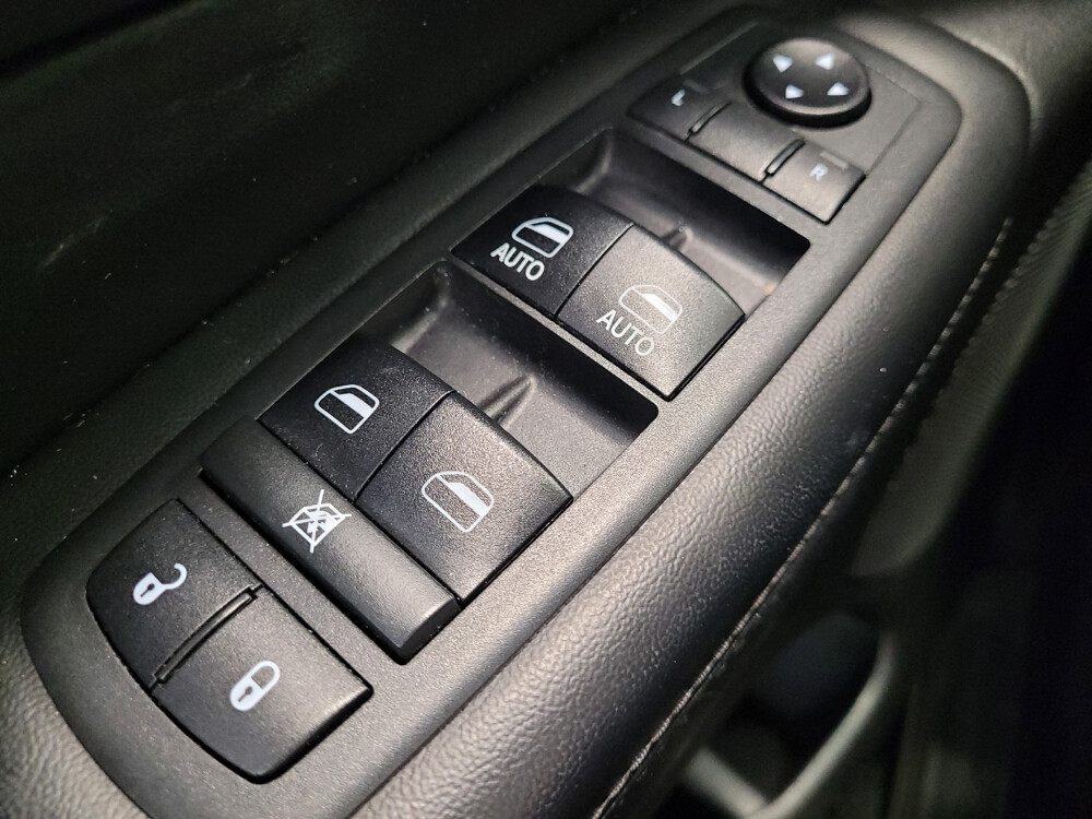 2018 Jeep Grand Cherokee in Charlotte, NC 28213 - 18108530 27