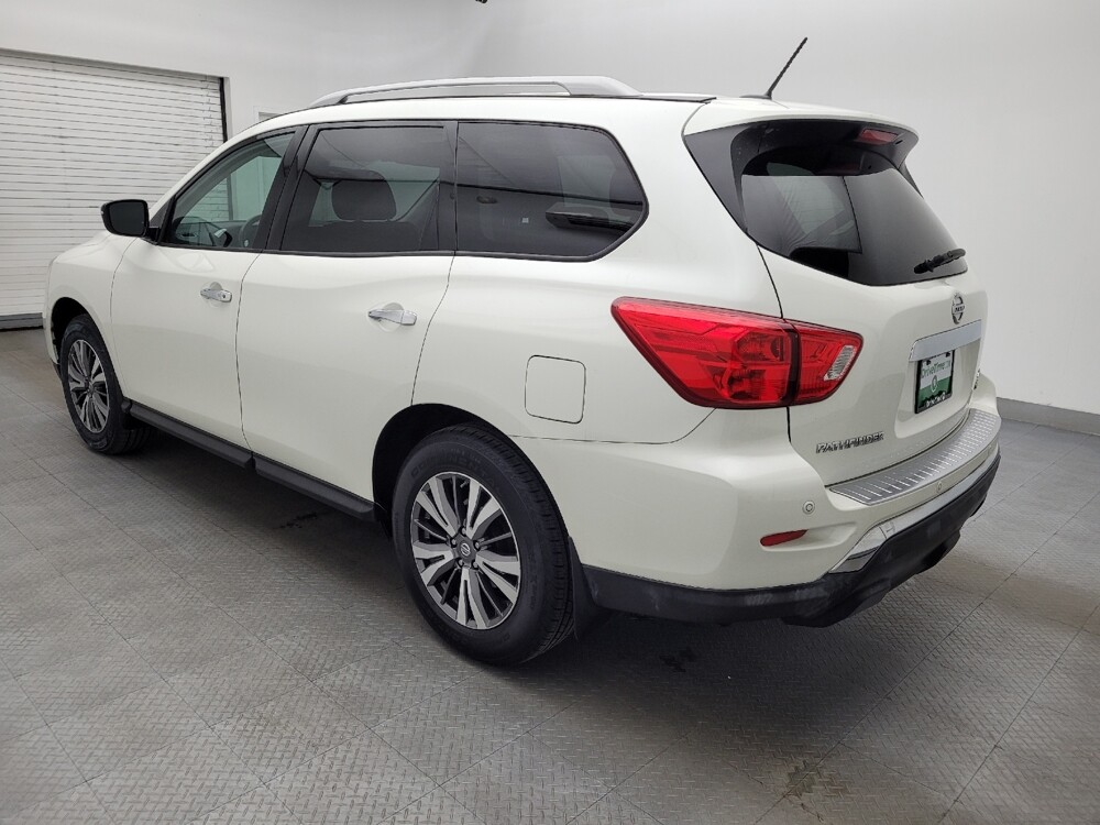 2017 Nissan Pathfinder in Raleigh, NC 27604 - 18108534 3