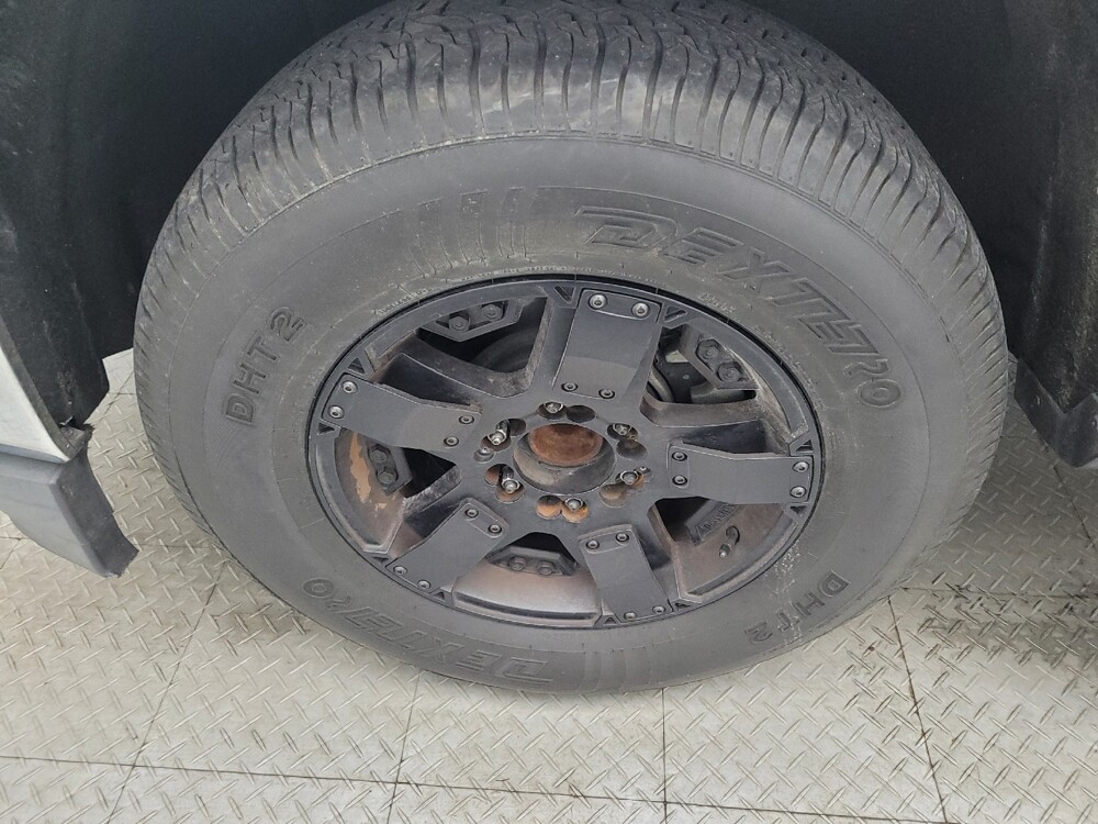 2018 Chevrolet Silverado 1500 in Charlotte, NC 28213 - 18108535 31