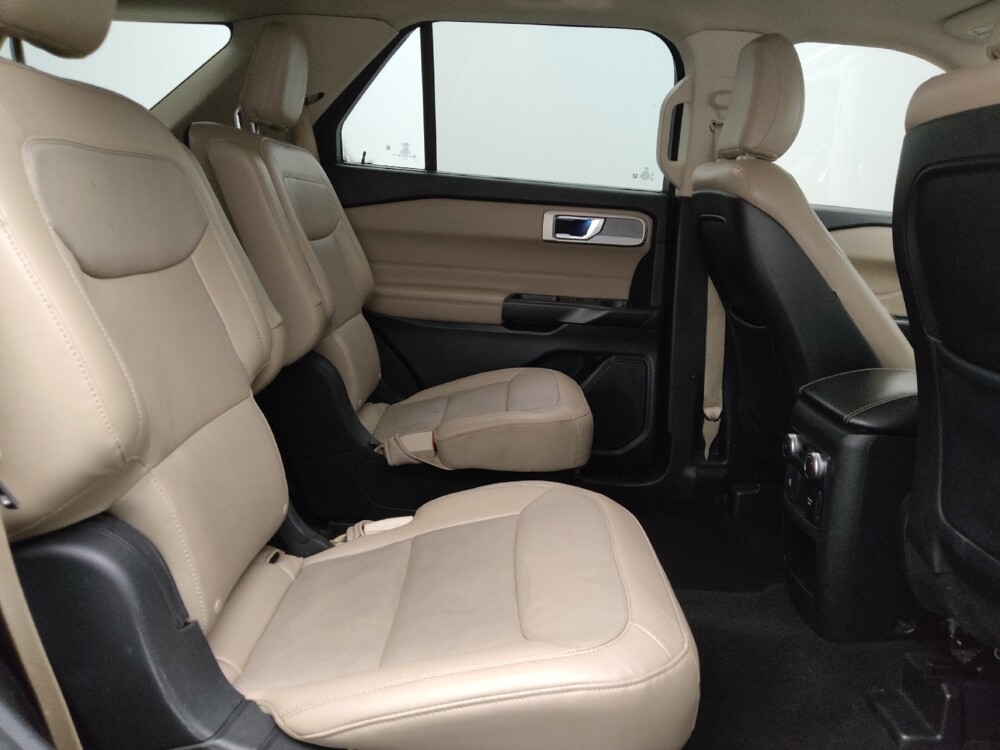 2020 Ford Explorer in Lakewood, CO 80215 - 18108550 19