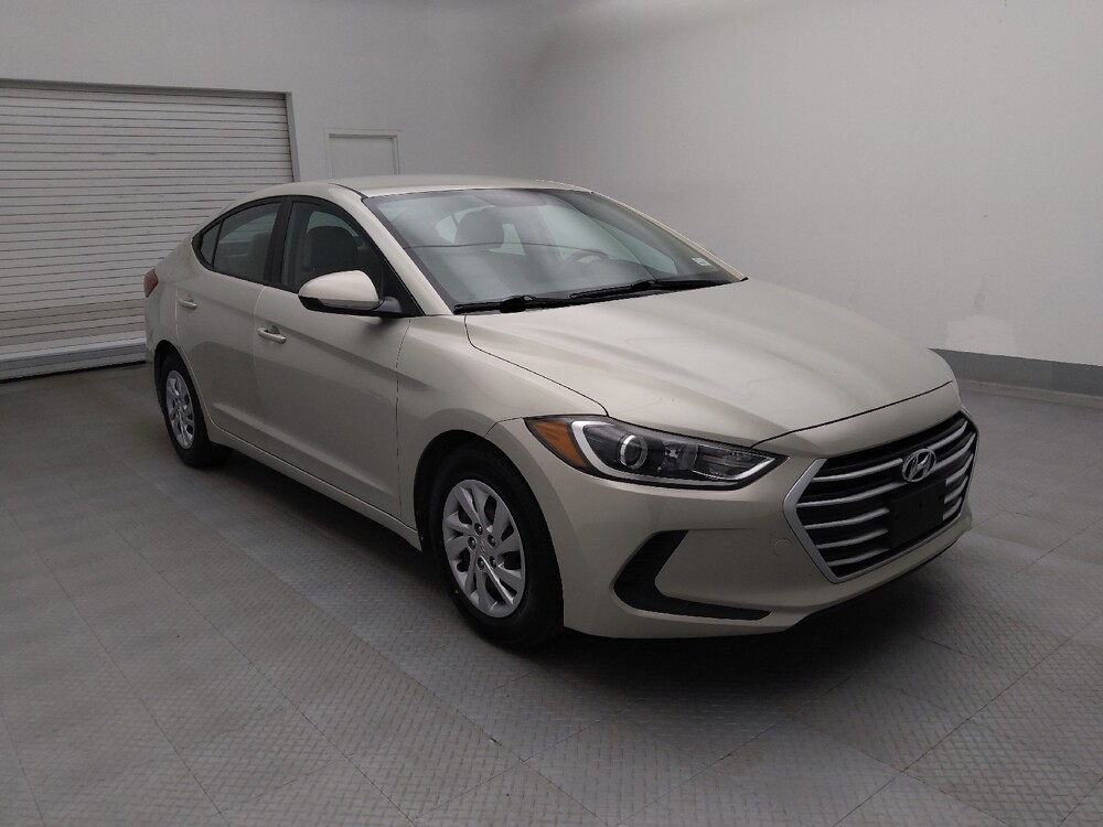 2017 Hyundai Elantra in Lakewood, CO 80215 - 18108552 13