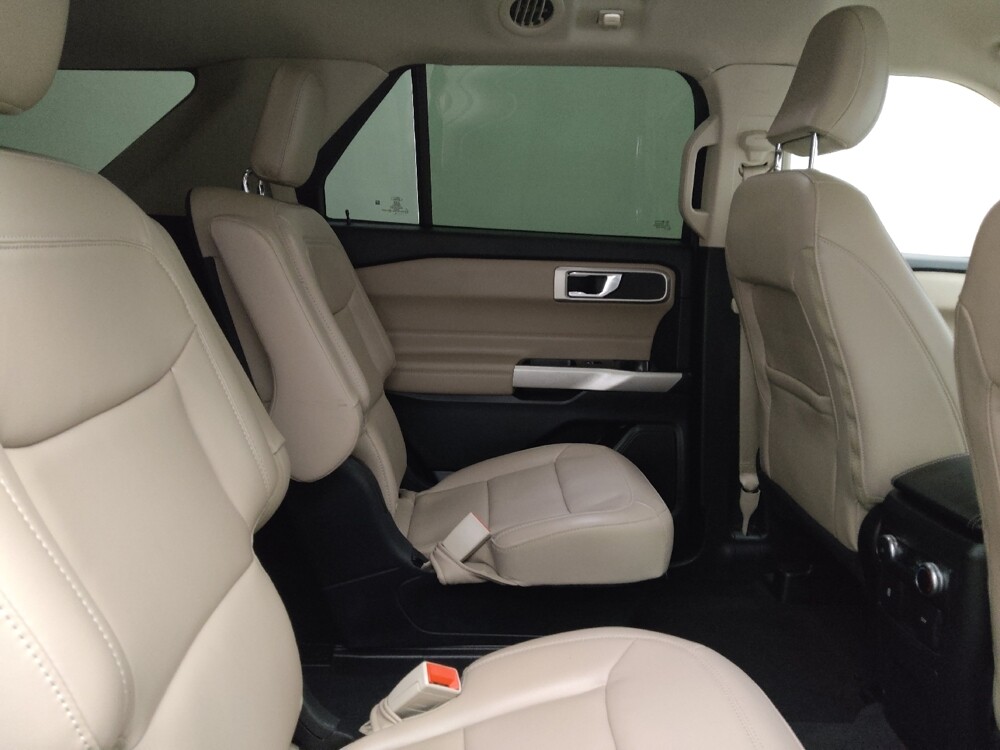 2022 Ford Explorer in Denver, CO 80012 - 18108555 19