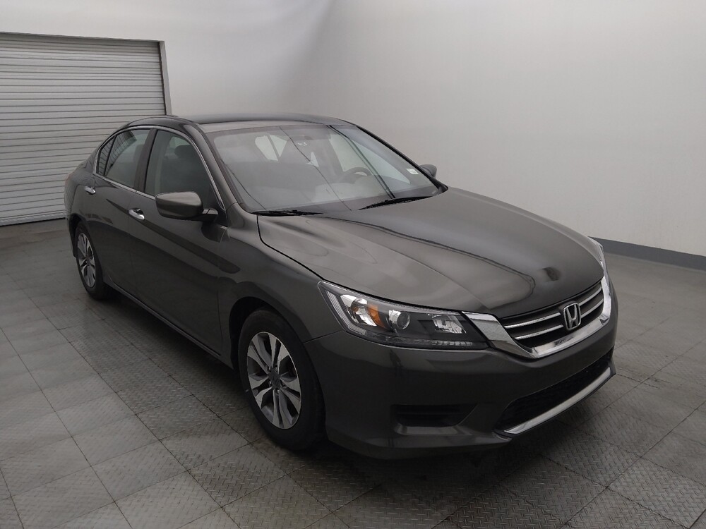 2013 Honda Accord in Houston, TX 77074 - 18108564 13