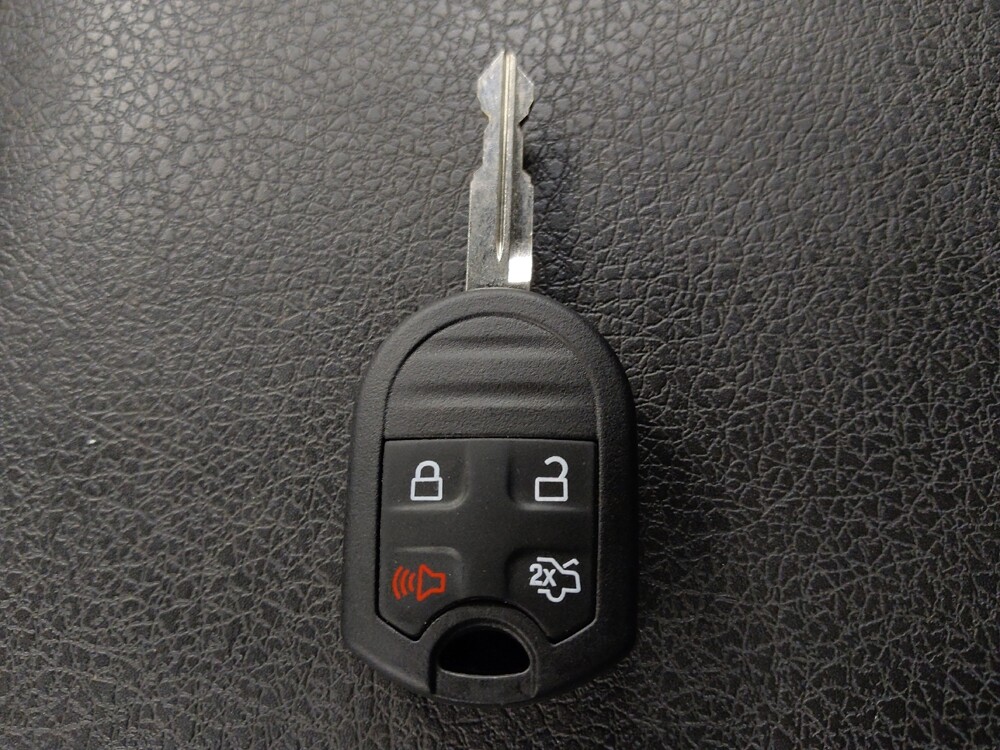 2014 Ford F150 in Houston, TX 77074 - 18108566 32