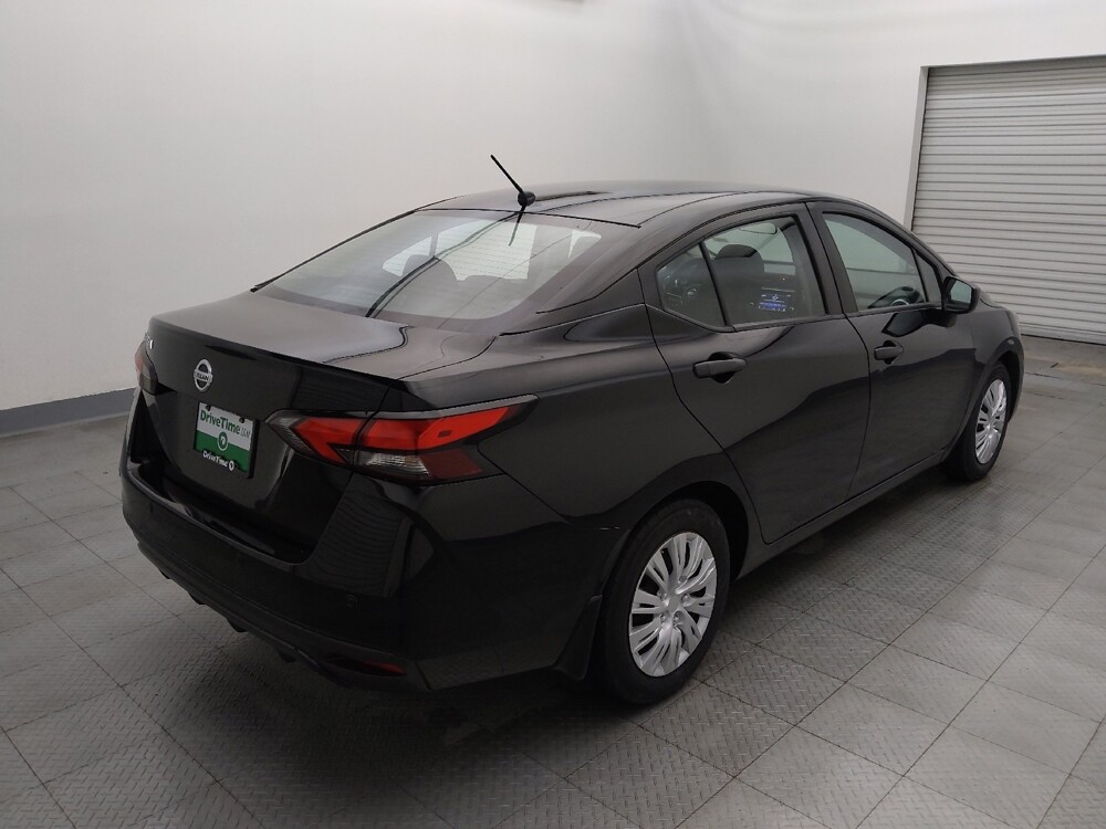 2021 Nissan Versa in Live Oak, TX 78233 - 18108578 9