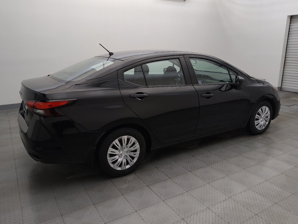 2021 Nissan Versa in Live Oak, TX 78233 - 18108578 10