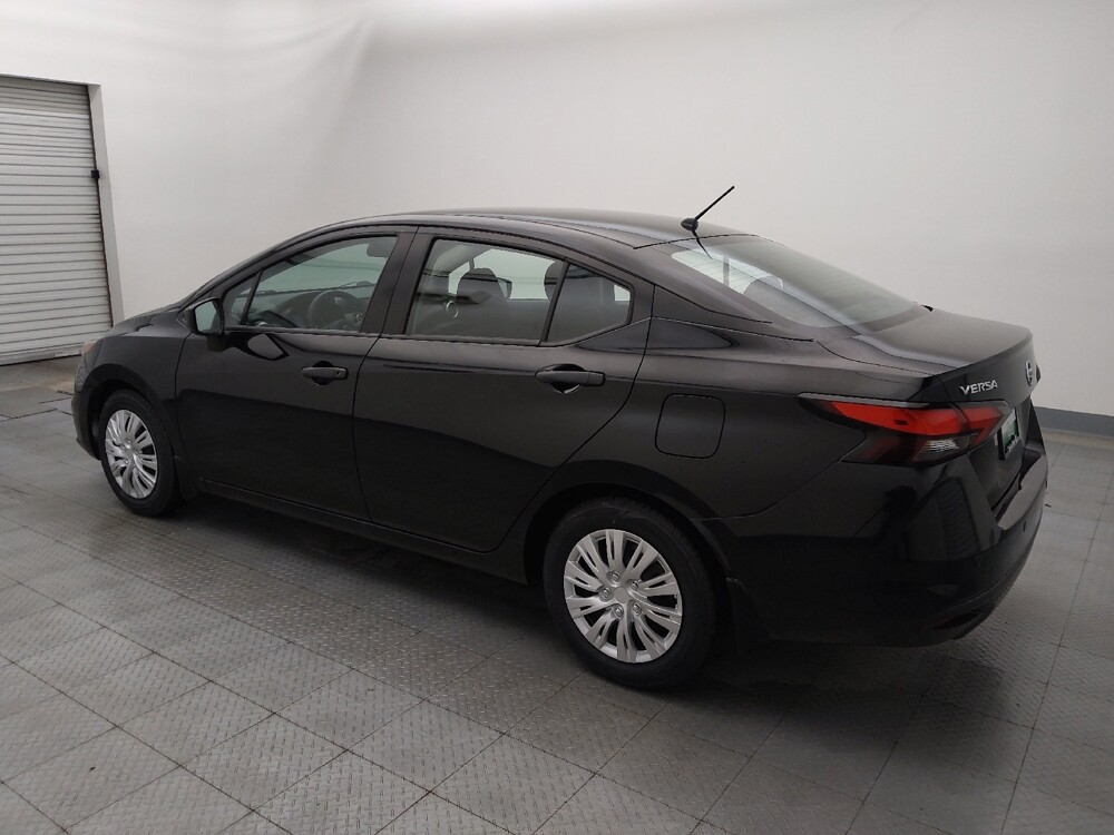 2021 Nissan Versa in Live Oak, TX 78233 - 18108578 3