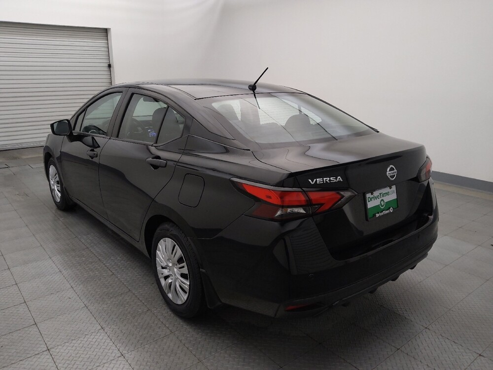 2021 Nissan Versa in Live Oak, TX 78233 - 18108578 5