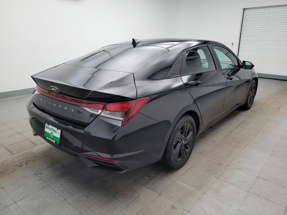 2021 Hyundai Elantra in Columbus, OH 43228 - 18108589 9