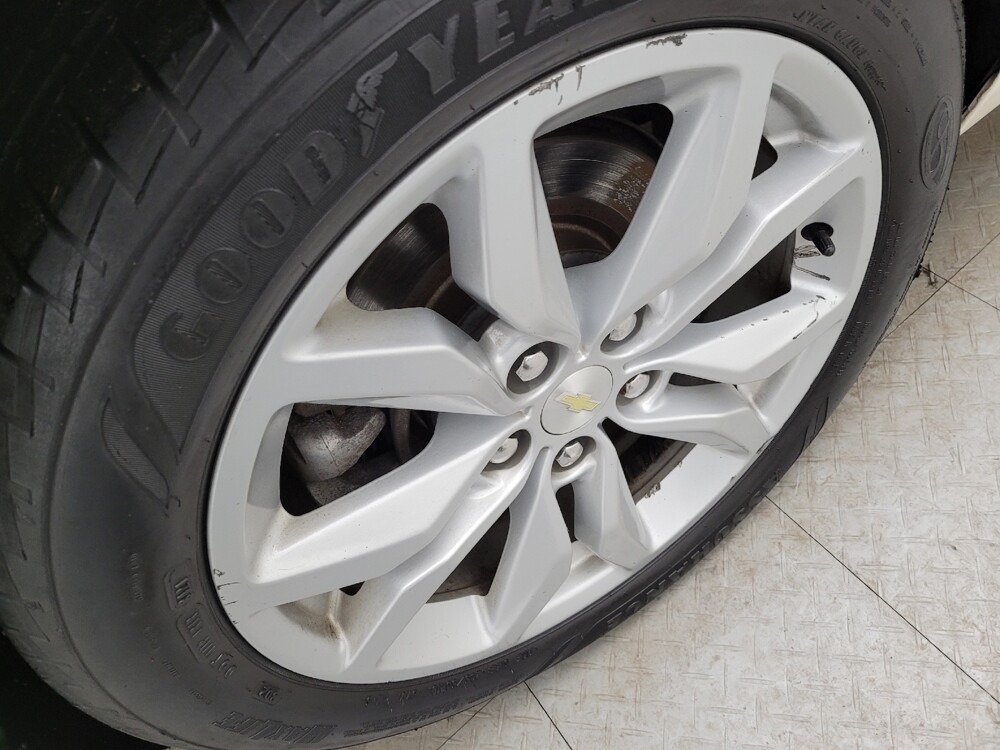 2013 Chevrolet Malibu in Lexington, KY 40509 - 18108591 31