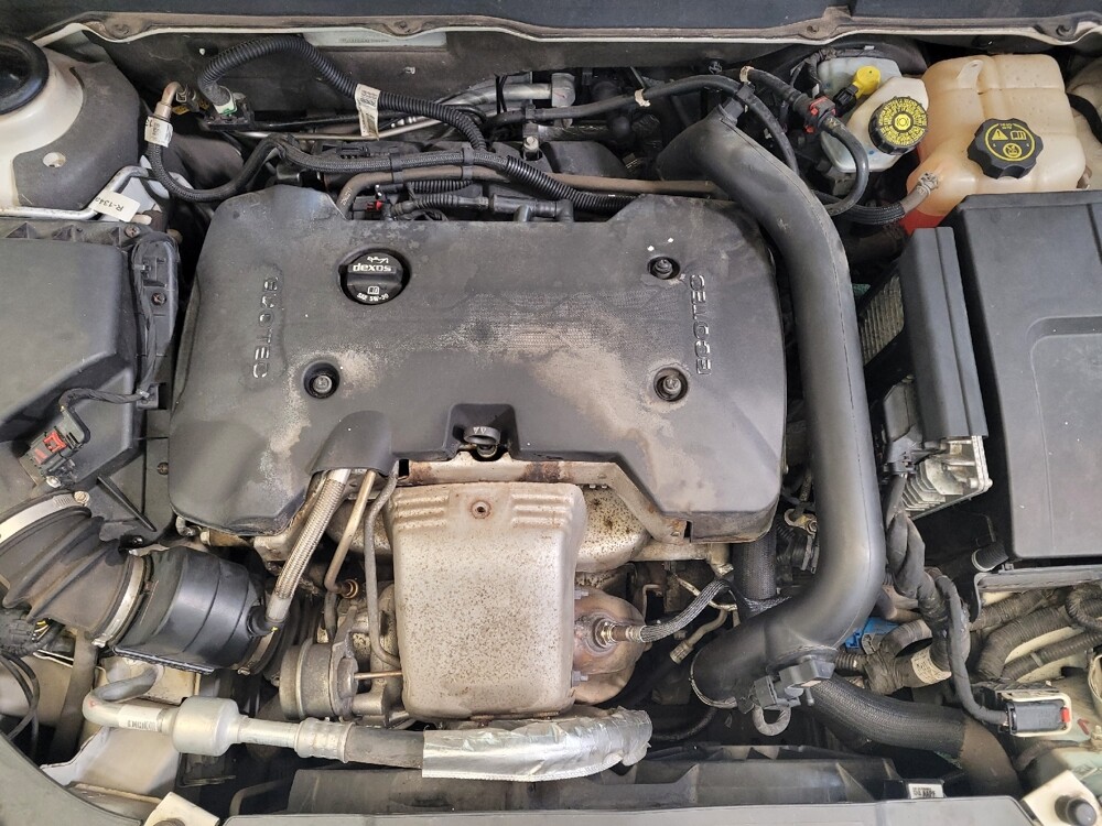 2013 Chevrolet Malibu in Lexington, KY 40509 - 18108591 30