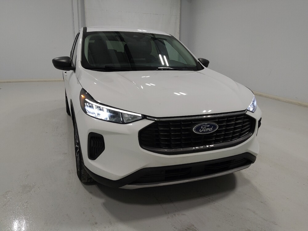 2023 Ford Escape in Columbus, OH 43231 - 18108593 14