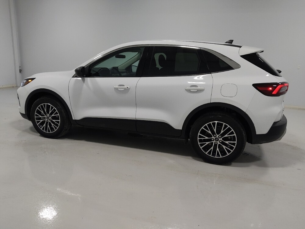 2023 Ford Escape in Columbus, OH 43231 - 18108593 3