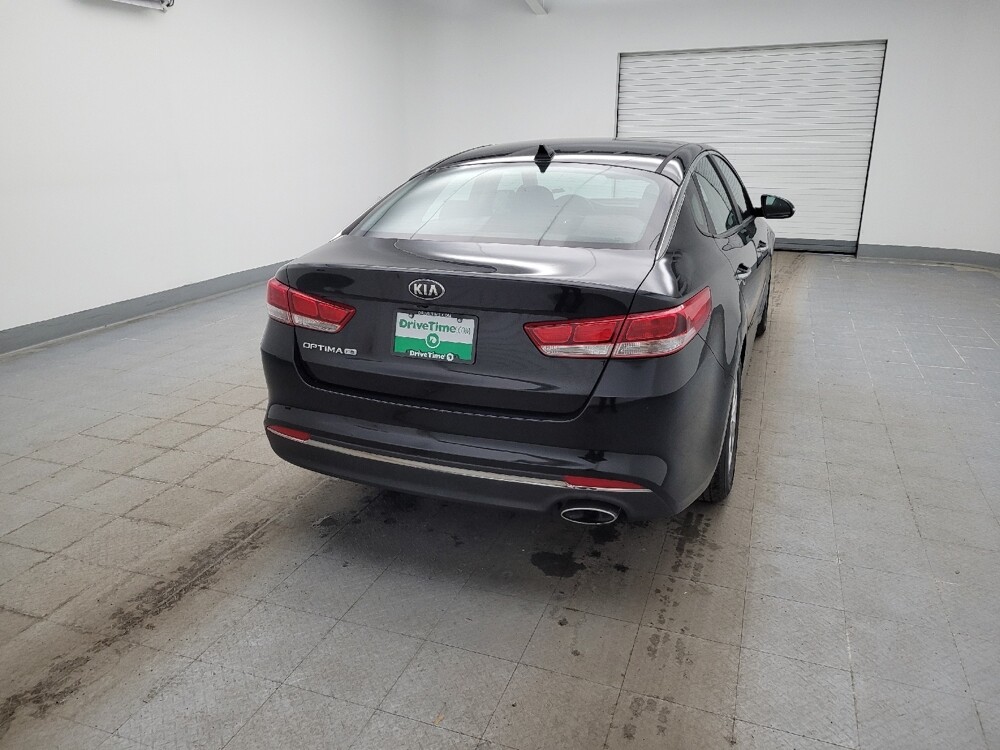 2018 Kia Optima in Columbus, OH 43231 - 18108595 7