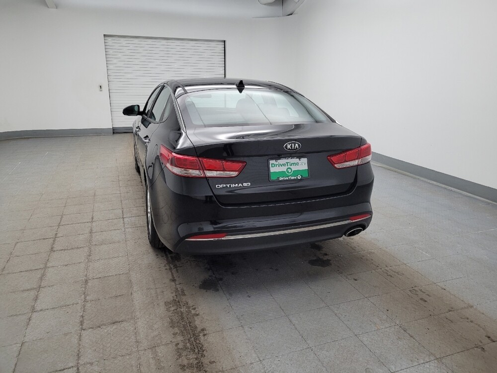 2018 Kia Optima in Columbus, OH 43231 - 18108595 6
