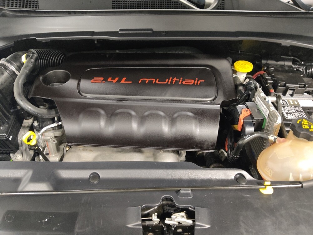 2018 Jeep Compass in Columbus, OH 43228 - 18108598 30