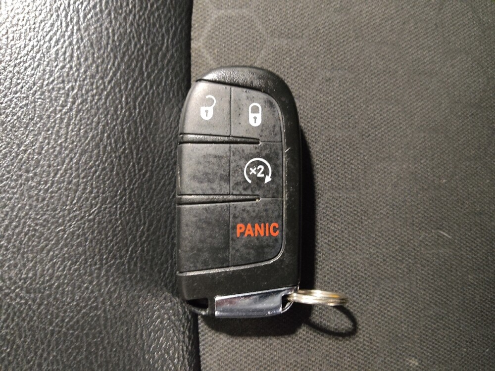 2018 Jeep Compass in Columbus, OH 43228 - 18108598 32