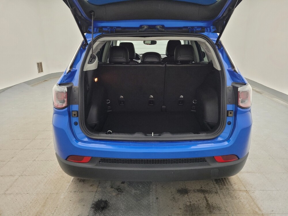 2022 Jeep Compass in Ft Wayne, IN 46805 - 18108601 29