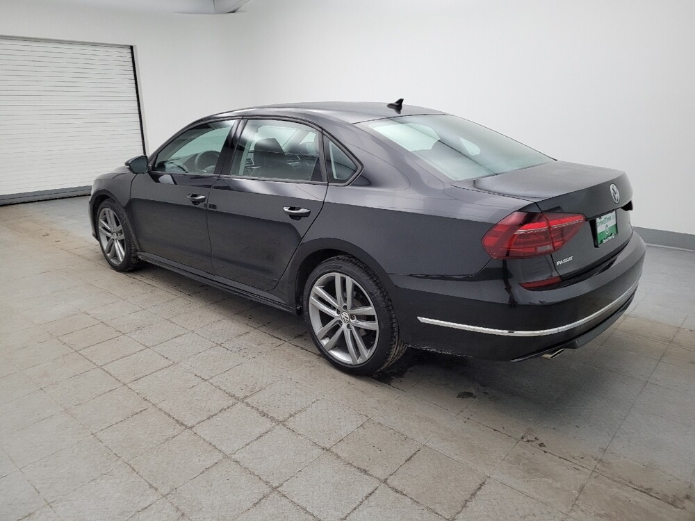 2018 Volkswagen Passat in Miamisburg, OH 45342 - 18108605 3