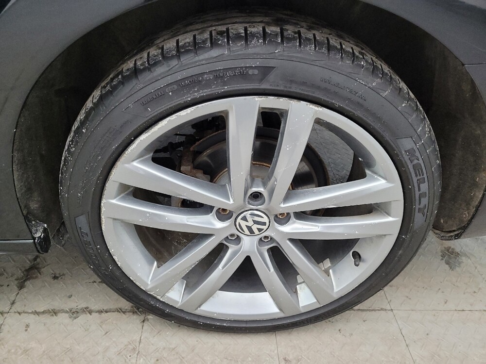 2018 Volkswagen Passat in Miamisburg, OH 45342 - 18108605 31