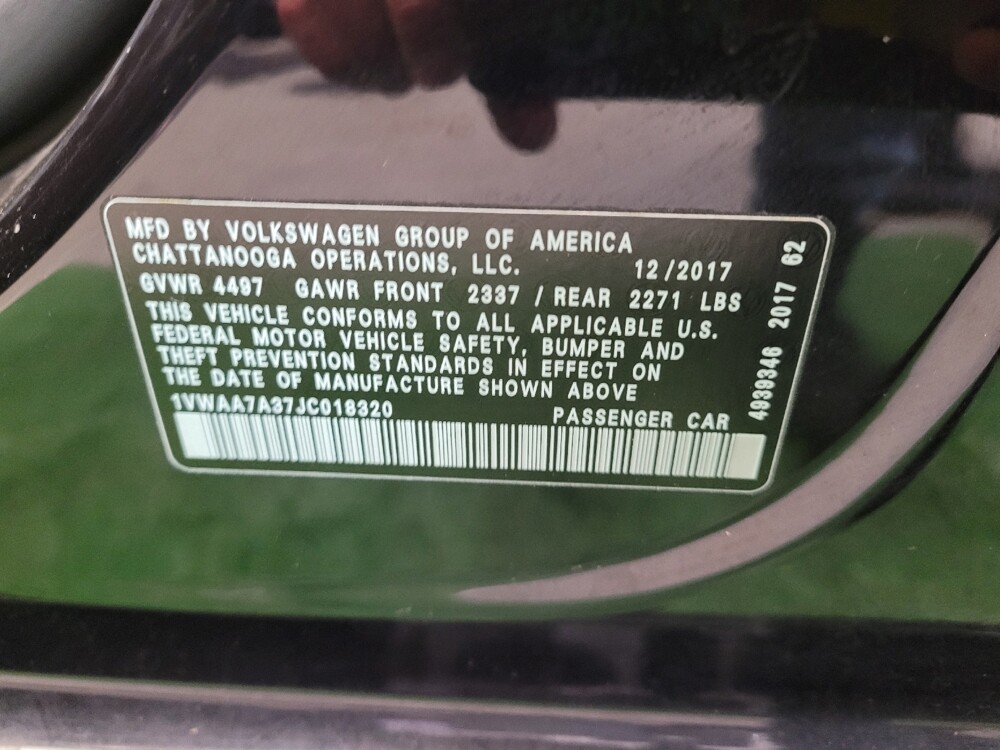 2018 Volkswagen Passat in Miamisburg, OH 45342 - 18108605 33
