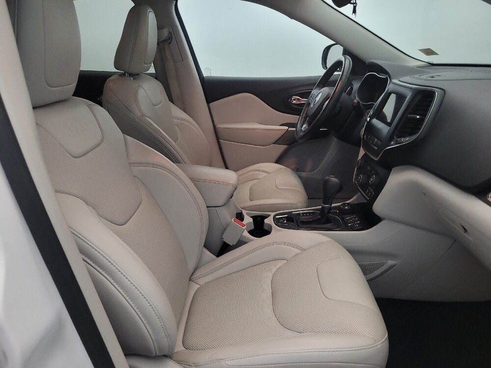 2021 Jeep Cherokee in Allentown, PA 18103 - 18108617 21