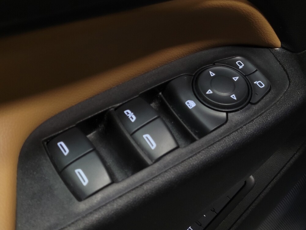 2019 Chevrolet Equinox in Pittsburgh, PA 15237 - 18108623 27