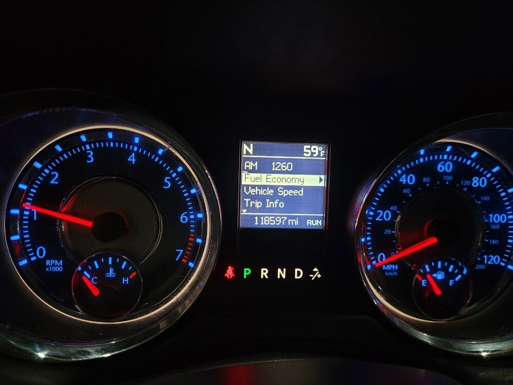 2016 Chrysler Town & Country in New Castle, DE 19720 - 18108629 23