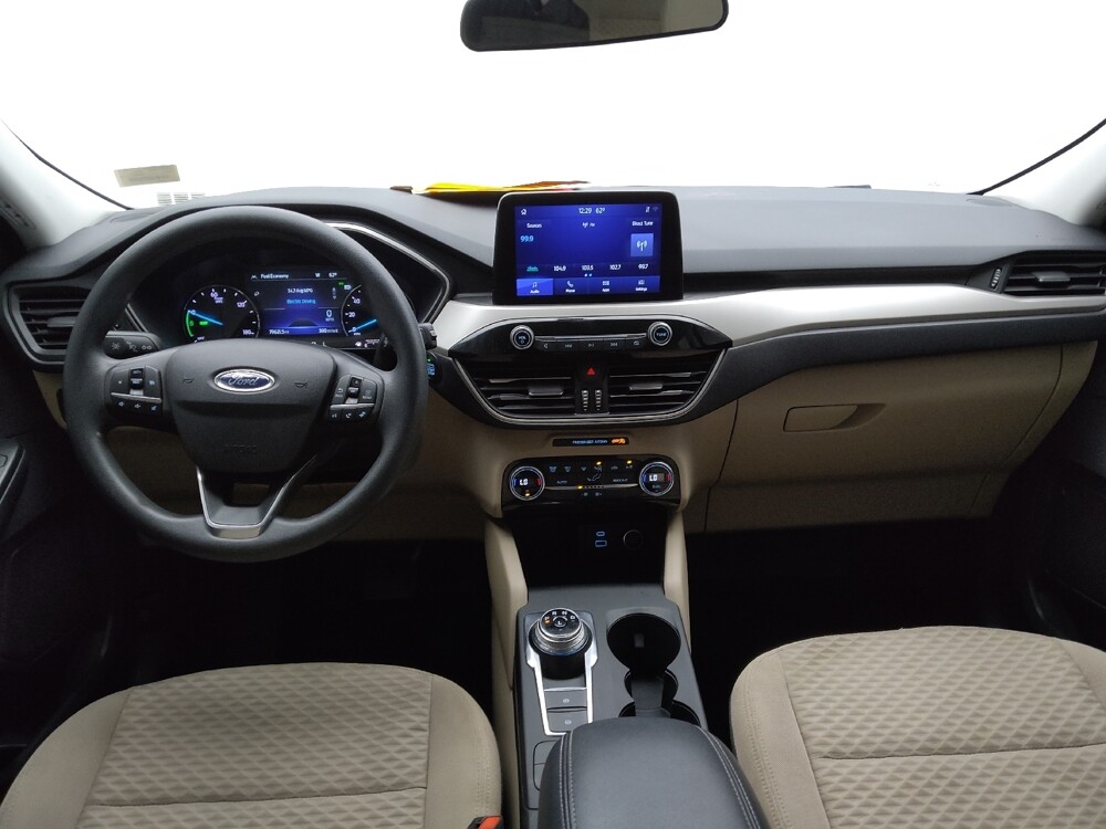 2021 Ford Escape in Gladstone, MO 64118 - 18108646 22