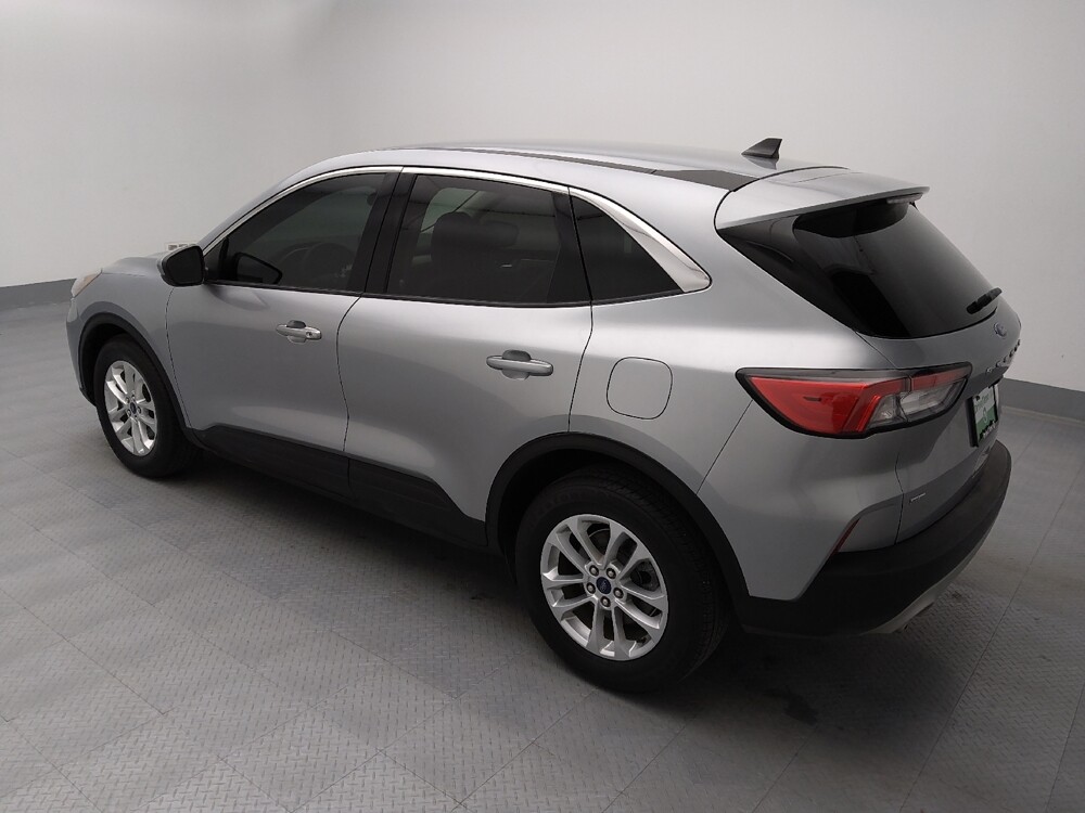 2021 Ford Escape in Gladstone, MO 64118 - 18108646 3