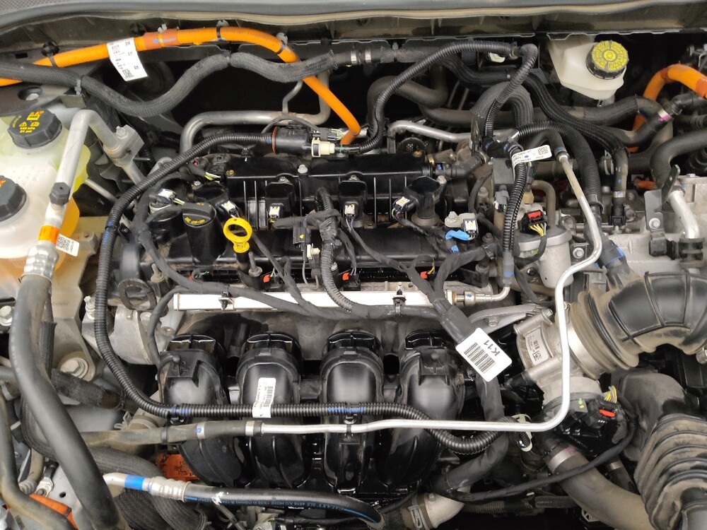 2021 Ford Escape in Gladstone, MO 64118 - 18108646 30