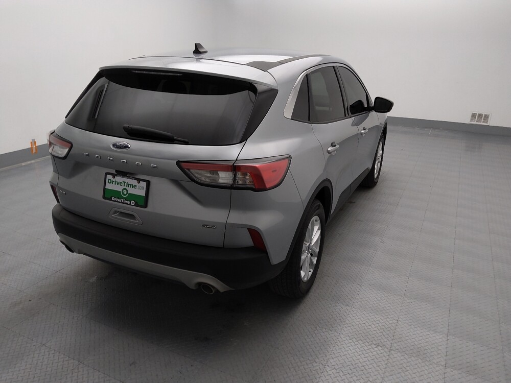 2021 Ford Escape in Gladstone, MO 64118 - 18108646 7