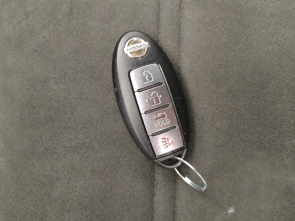 2017 Nissan Sentra in Independence, MO 64055 - 18108651 32