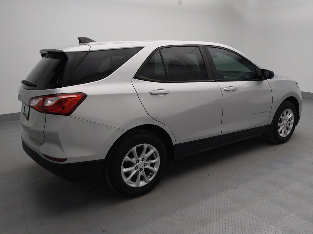 2021 Chevrolet Equinox in Independence, MO 64055 - 18108653 10