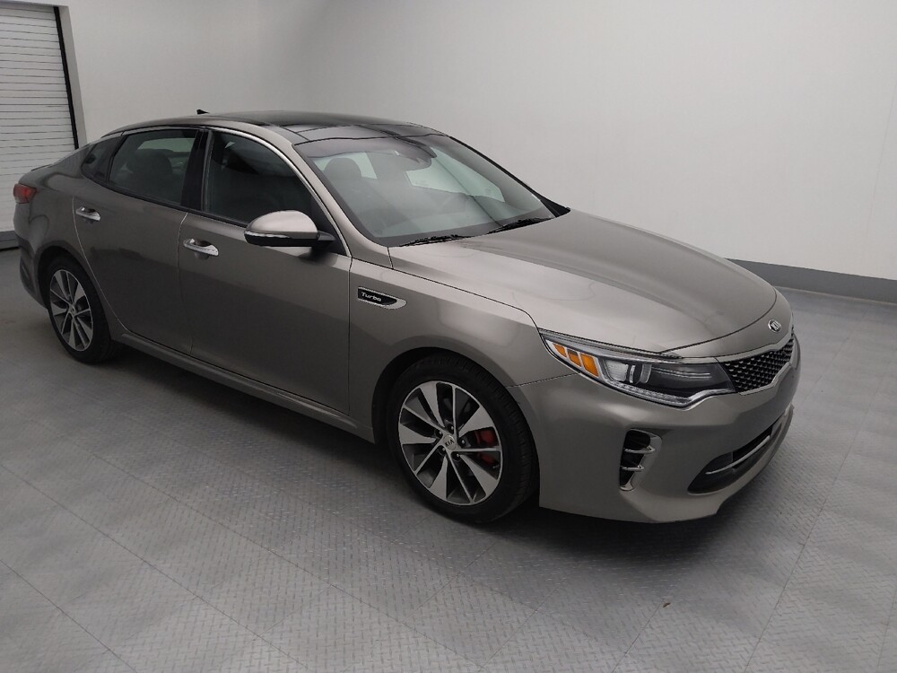2016 Kia Optima in St. Louis, MO 63136 - 18108654 11