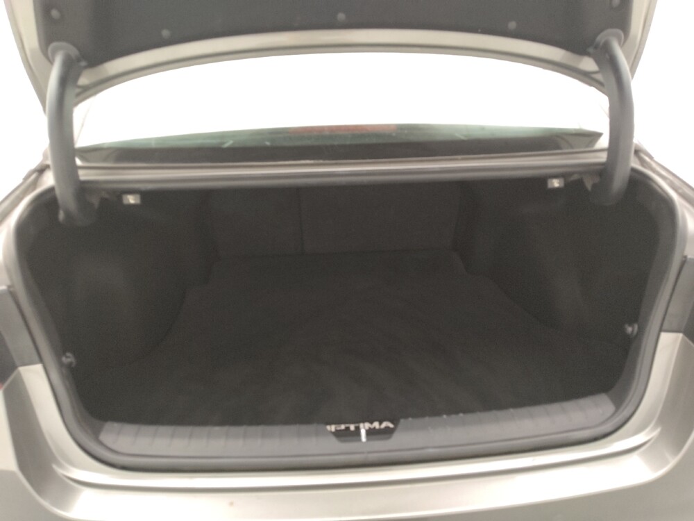 2016 Kia Optima in St. Louis, MO 63136 - 18108654 29