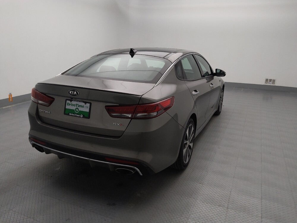 2016 Kia Optima in St. Louis, MO 63136 - 18108654 7