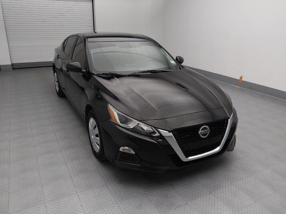 2019 Nissan Altima in Gladstone, MO 64118 - 18108655 14